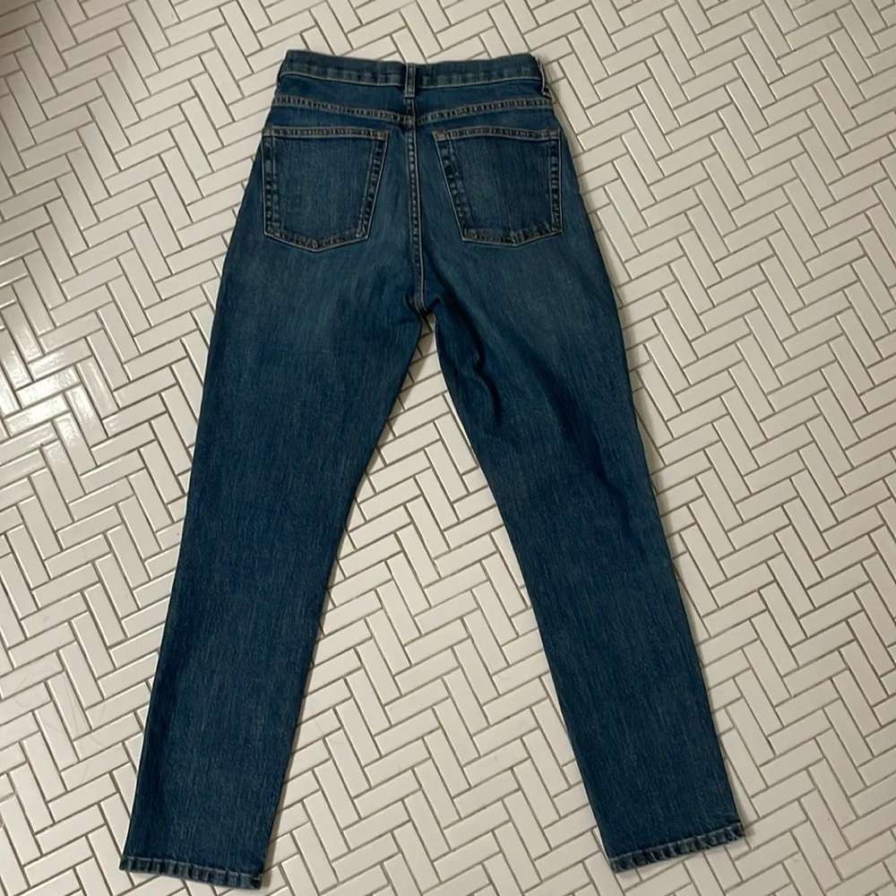 Everlane - Picture 5 of 5